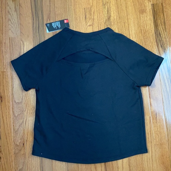 Under armour shirt - Picture 2 of 2